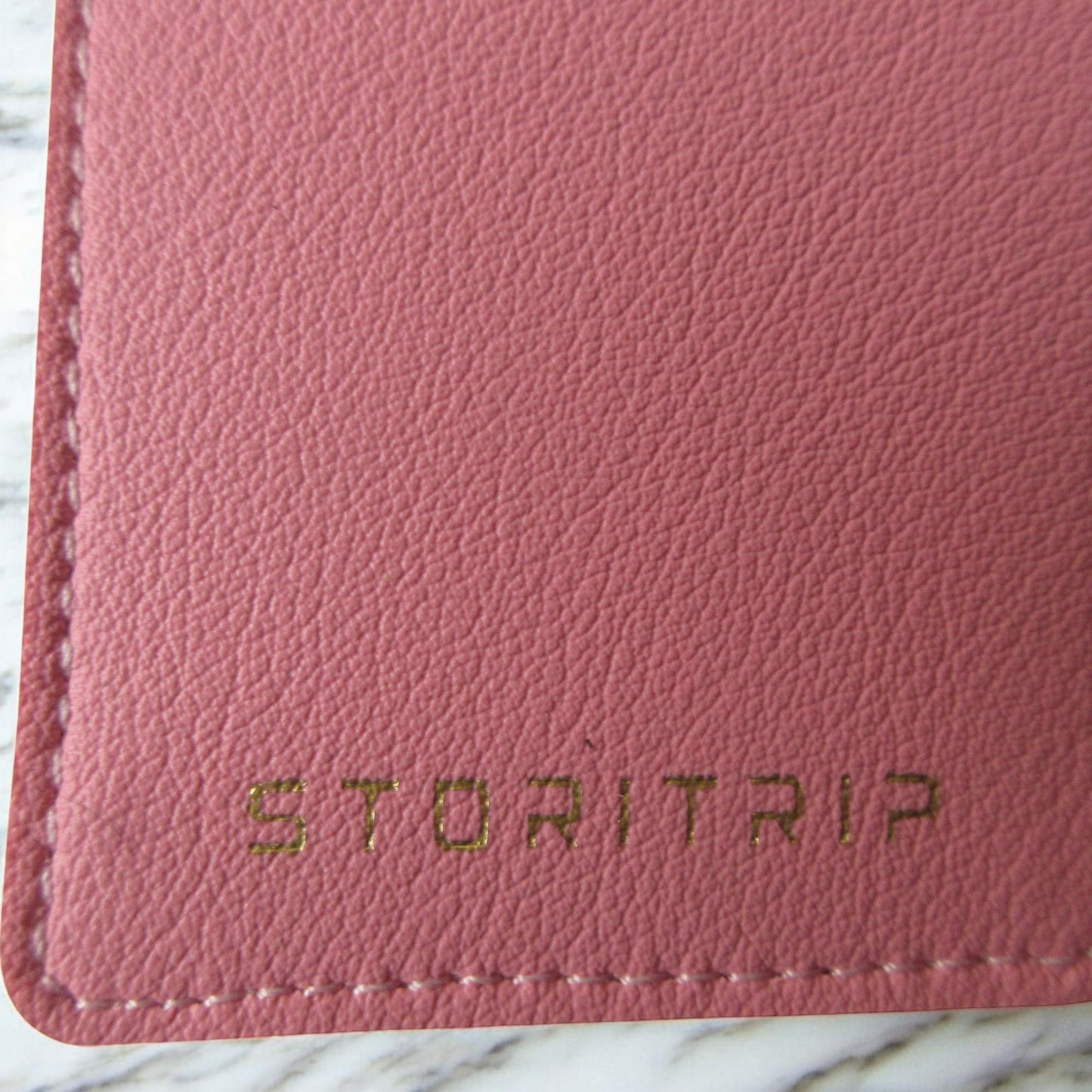 Premium vegan leather luggage tags