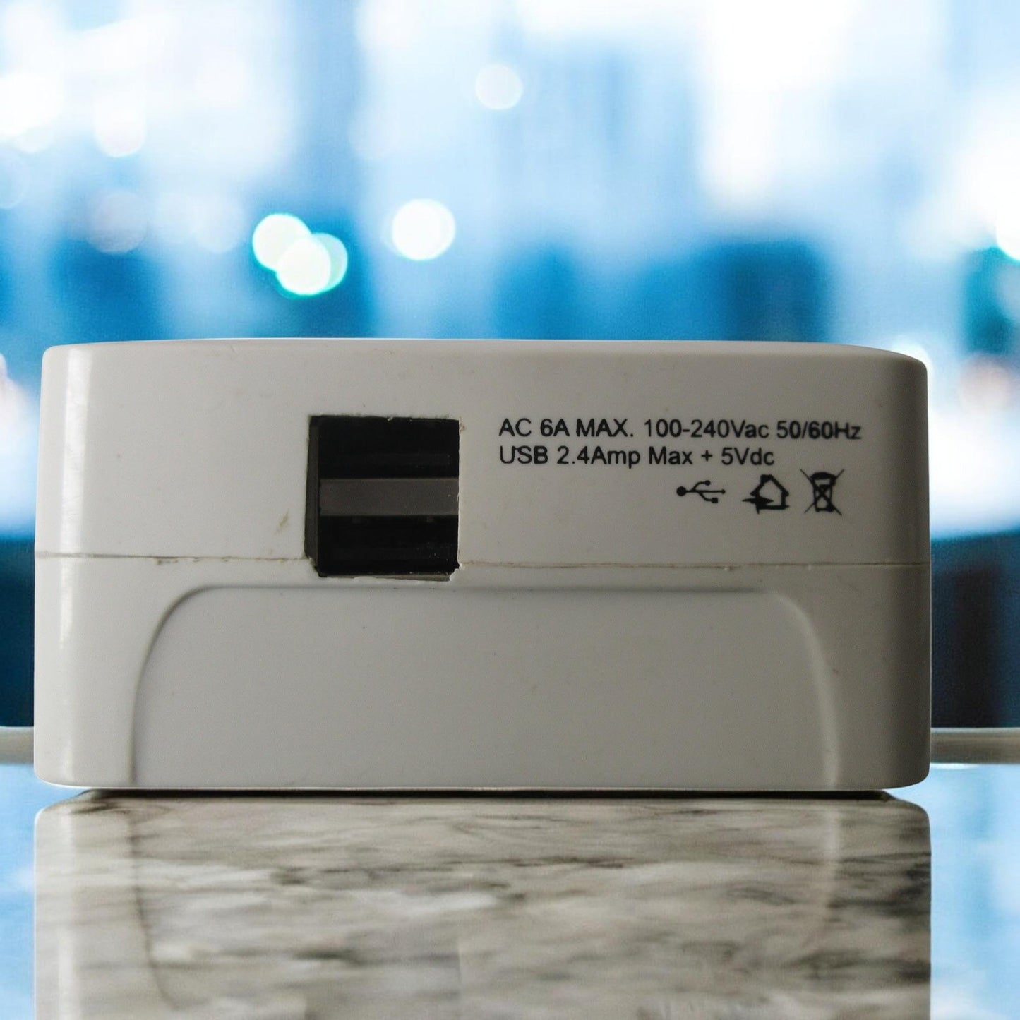 Premium Travel Universal Adaptor and 3-in-1 Input